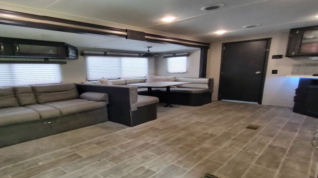 10-person 38 ft Camper